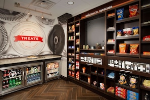 Snack bar