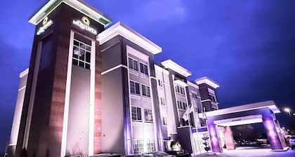 La Quinta Inn & Suites by Wyndham Springfield IL