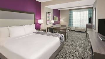 Deluxe Studio Suite, 1 King Bed, Non Smoking (Executive) | Desk, laptop workspace, iron/ironing board, cribs/infant beds