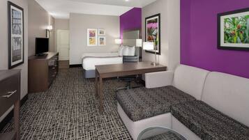 Deluxe Studio Suite, 1 King Bed, Non Smoking (Executive) | Desk, laptop workspace, iron/ironing board, cribs/infant beds