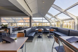 Bar (in der Unterkunft)