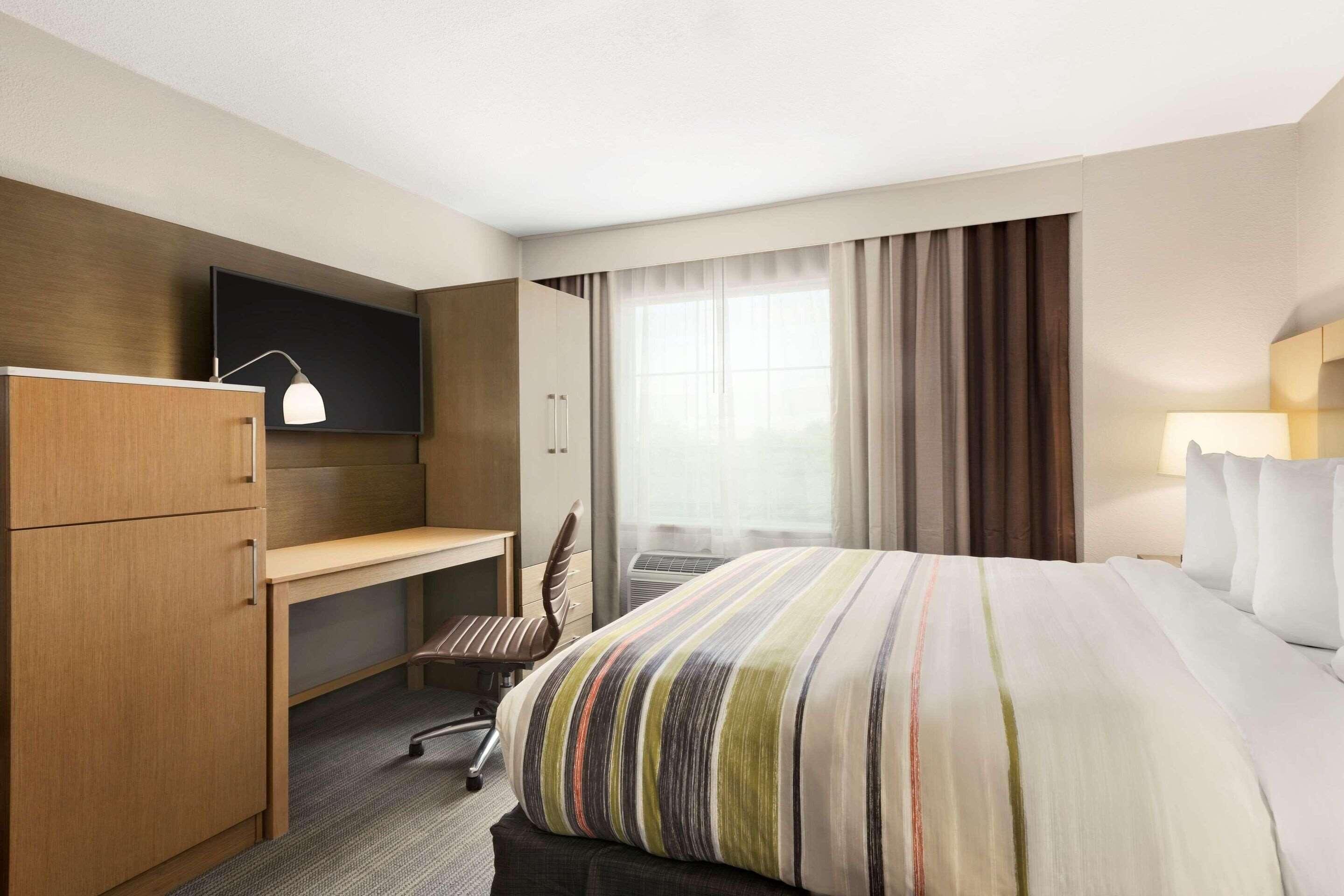 Premium bedding, desk, iron/ironing board, cribs (free)
