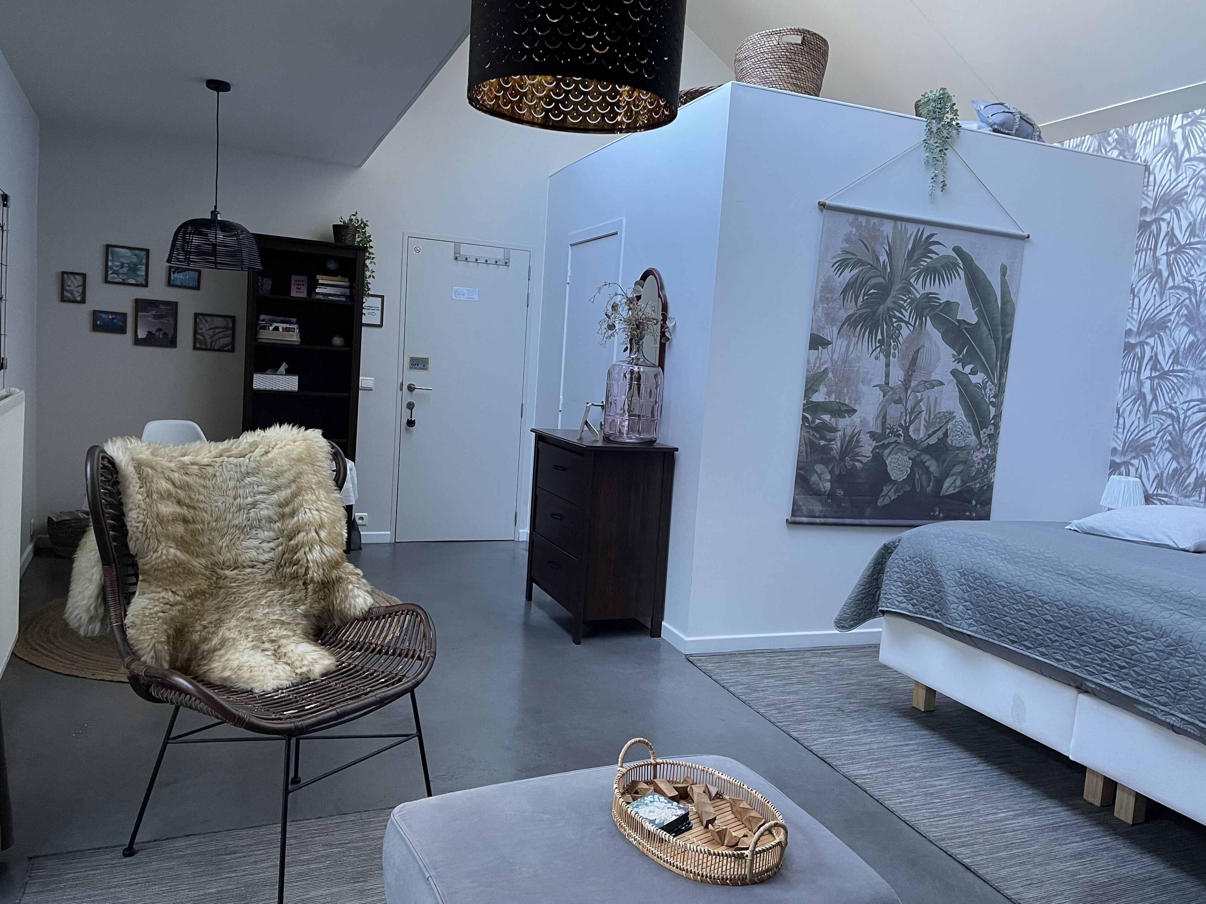 奢華套房, 1 間臥室 | 書桌、免費無線上網、床單