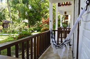 Balcony view - Pousada Manacá Parque (Porto Seguro)