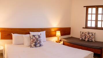 Superior Triple Room | 1 bedroom, minibar, in-room safe, desk