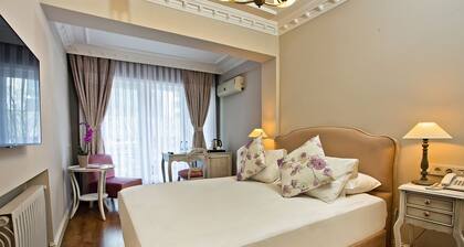 Villa Blanche Hotel