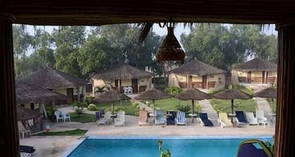 Hotel & Campement du Lac Rose