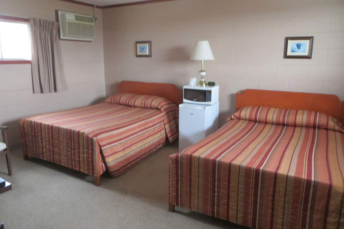 Iron/ironing board, free WiFi