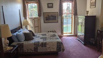 Individually decorated, individually furnished, desk, laptop workspace