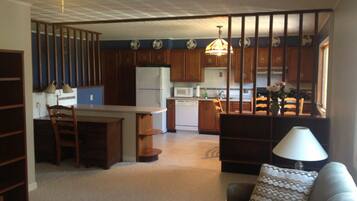 Townhome, 2 Bedrooms | Private kitchen | Fridge