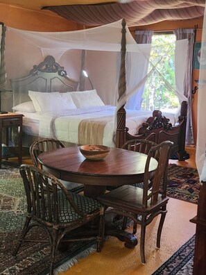 Hawaiian Suite