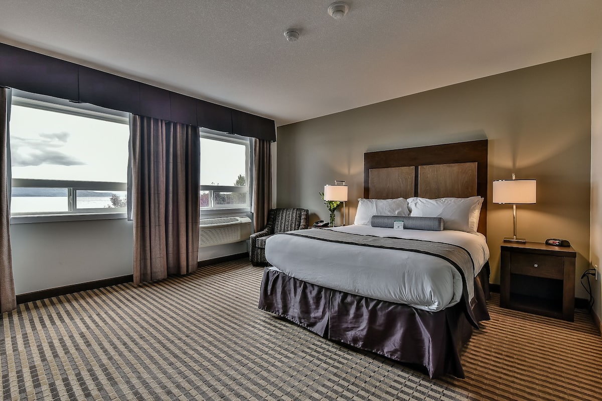 Desk, blackout drapes, iron/ironing board, rollaway beds