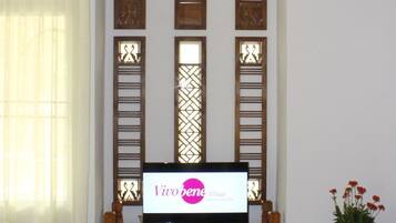 Deluxe Villa | Living area | Flat-screen TV, pay movies