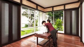 Massage/treatment rooms