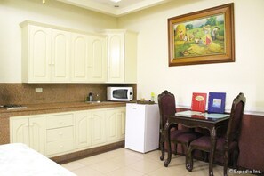 電冰箱、微波爐