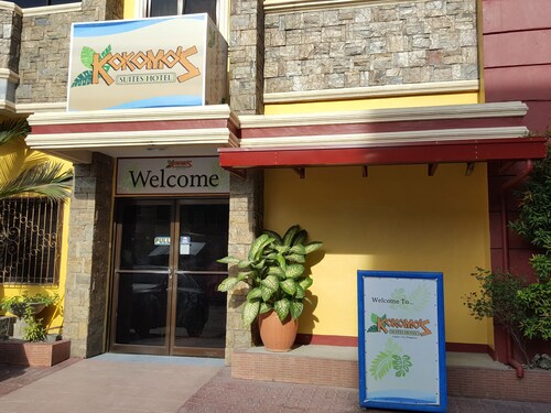 Kokomo's Suites Hotel