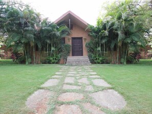 Property grounds - Dream Valley Resort (Hyderabad)