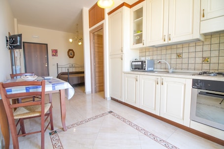 Panoramic Studio, Sea View | Private kitchen | Espresso maker, electric kettle