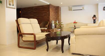 Suites 31 Sukhumvit