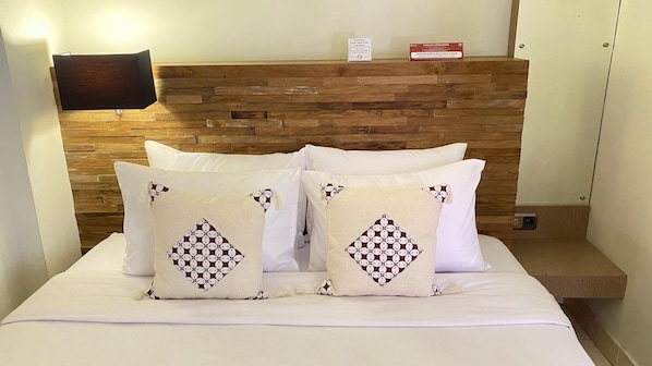 Chambre Standard, 1 grand lit | 1 chambre, literie de qualité supérieure, bureau, Wi-Fi gratuit