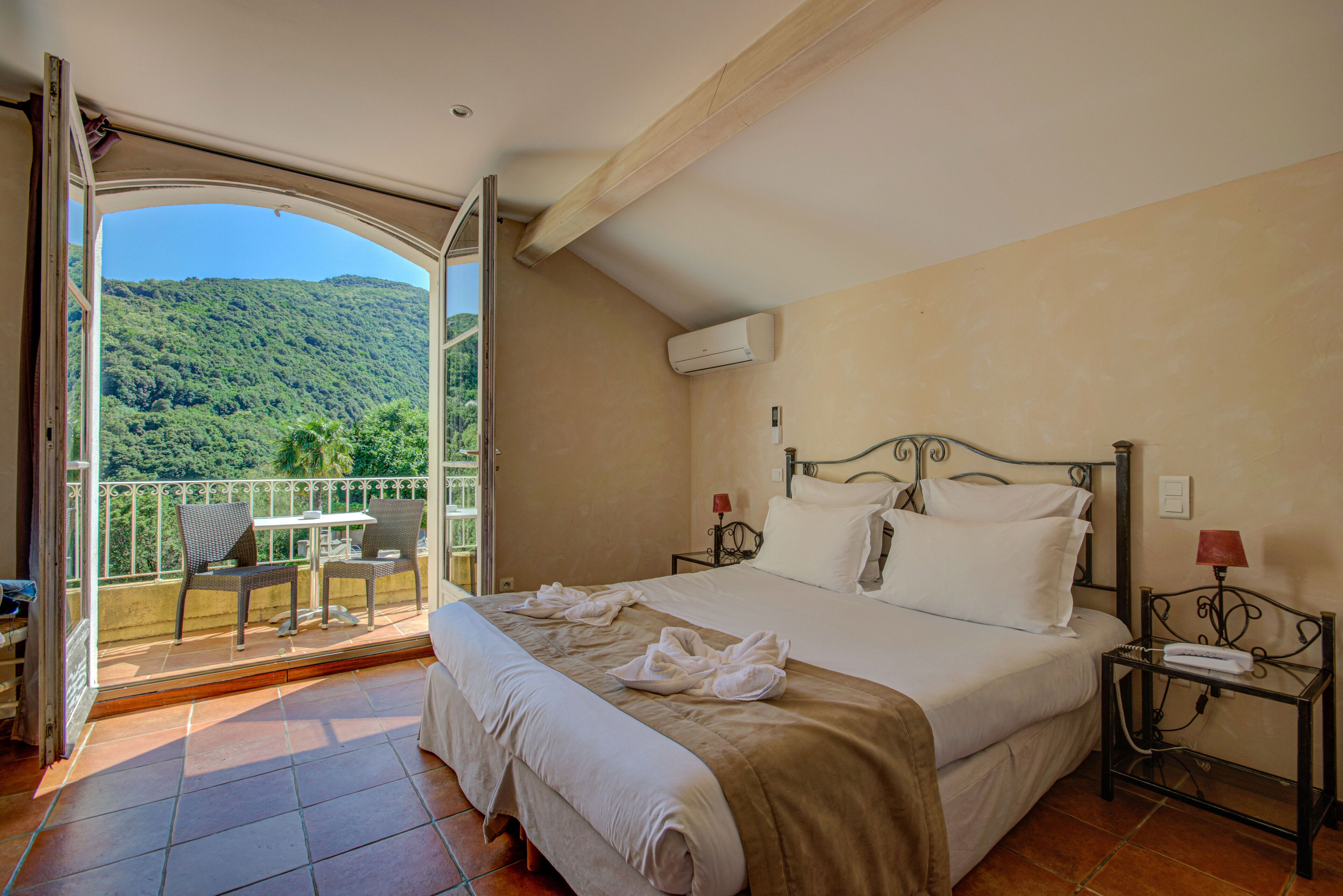 superior double room, mountain view | 1 bedroom, individually decorated, individually furnished, desk