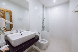 Bathroom - Morakot Hotel Chumphon (Chumphon)