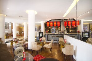 Lobby sitting area - Chinatown Hostel (Bangkok)