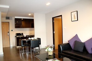 Suite | Living area | 42-inch LED TV with cable channels, TV - 14 Residence (Phra Pradaeng)