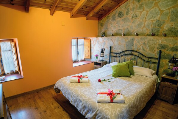 2 bedrooms, premium bedding, down comforters, memory foam beds - Entre Valles (Carrocera)