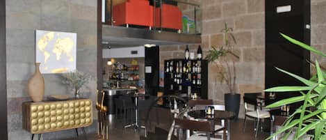 Coffee shop