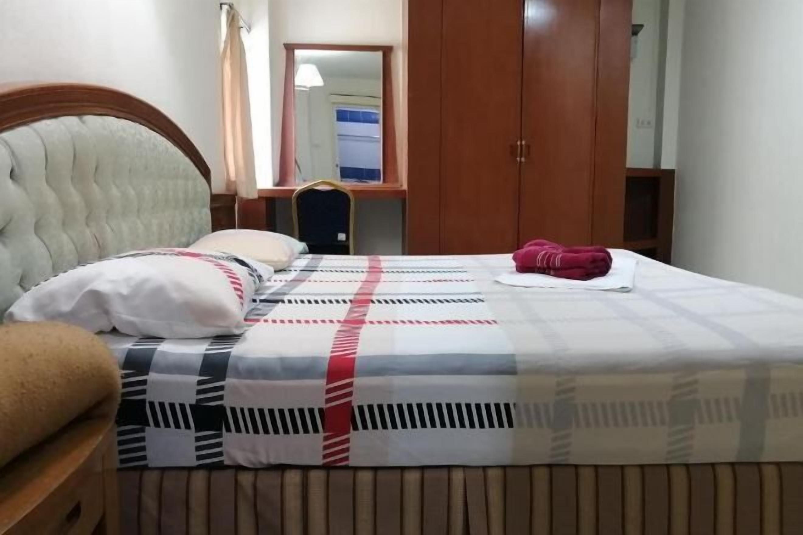 Coffres-forts dans les chambres, rideaux occultants