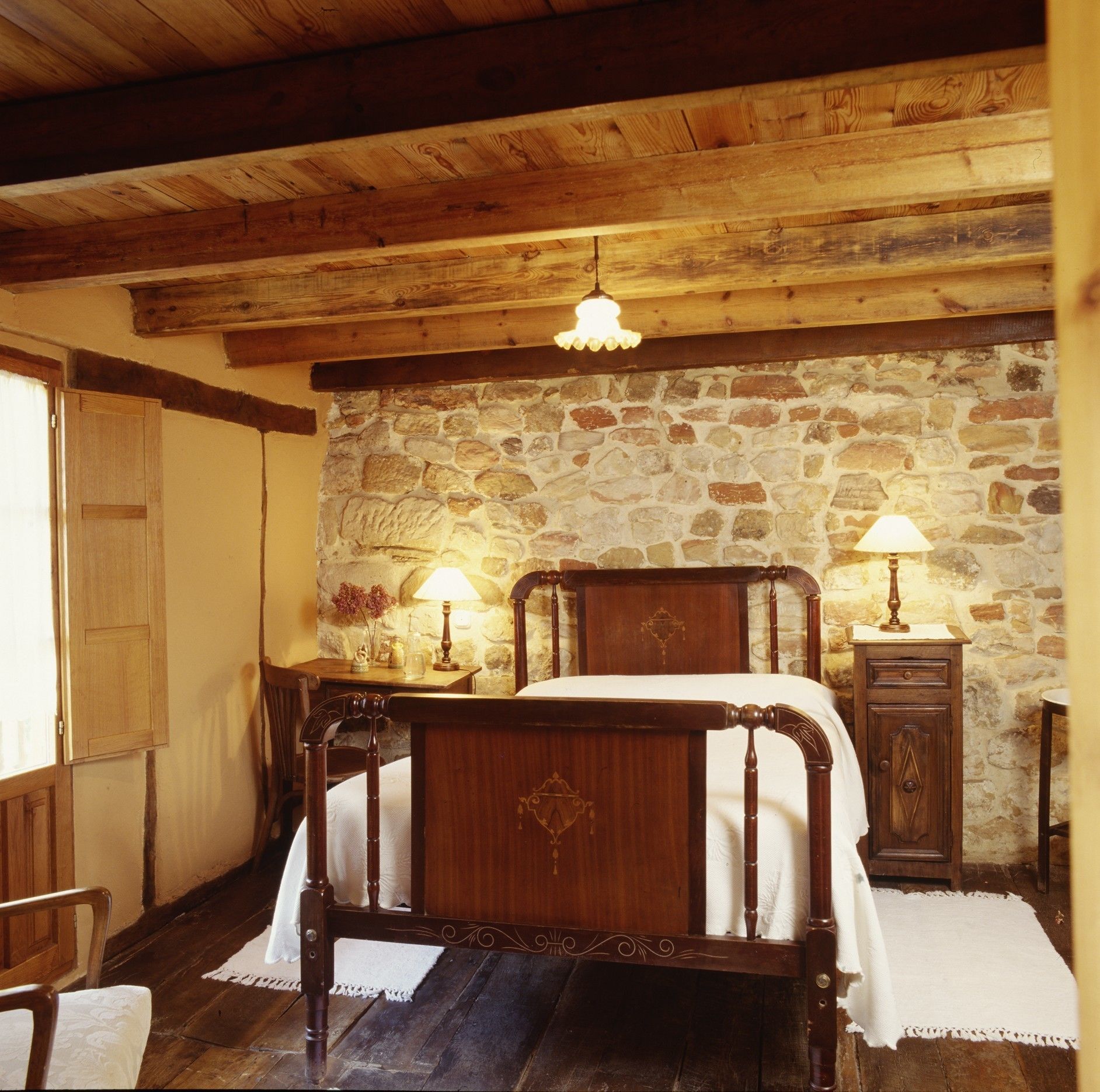 standard double or twin room | premium bedding, desk, blackout curtains, free wifi