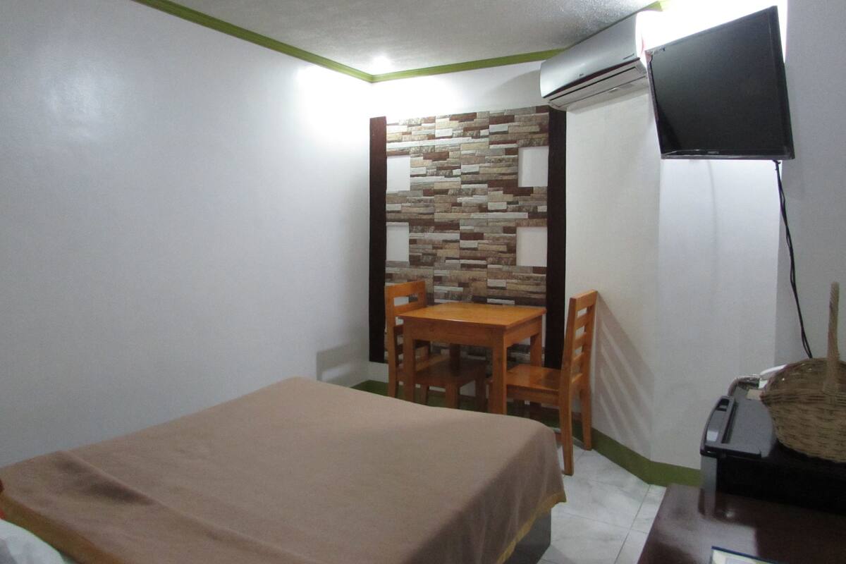 Phòng đôi Deluxe | Minibar, két bảo mật tại phòng, truy cập Internet không dây miễn phí 