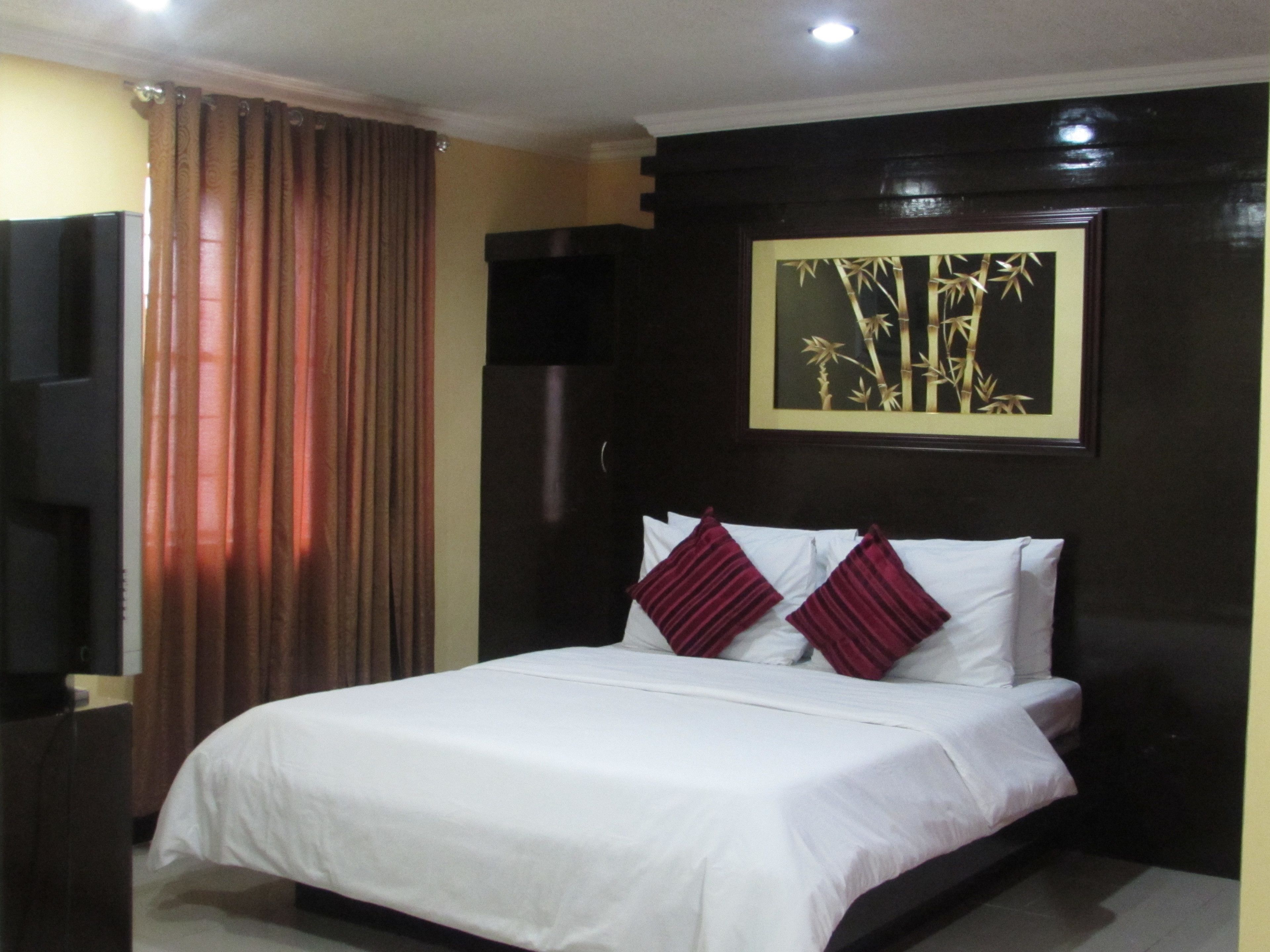 Photo - Oyster Plaza Hotel