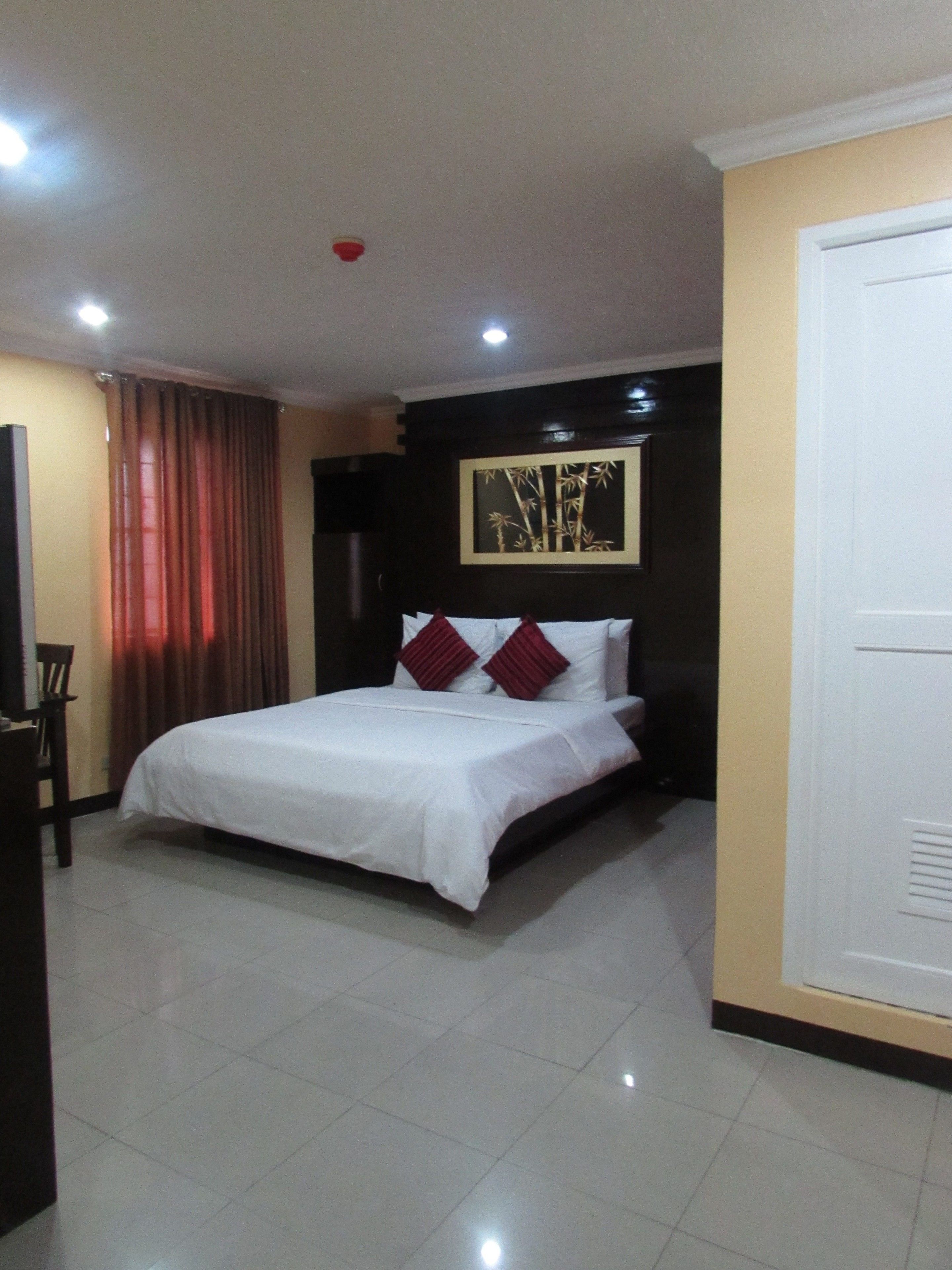 Photo - Oyster Plaza Hotel