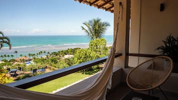 Deluxe Room, Balcony, Sea View | Premium bedding, pillowtop beds, minibar, in-room safe