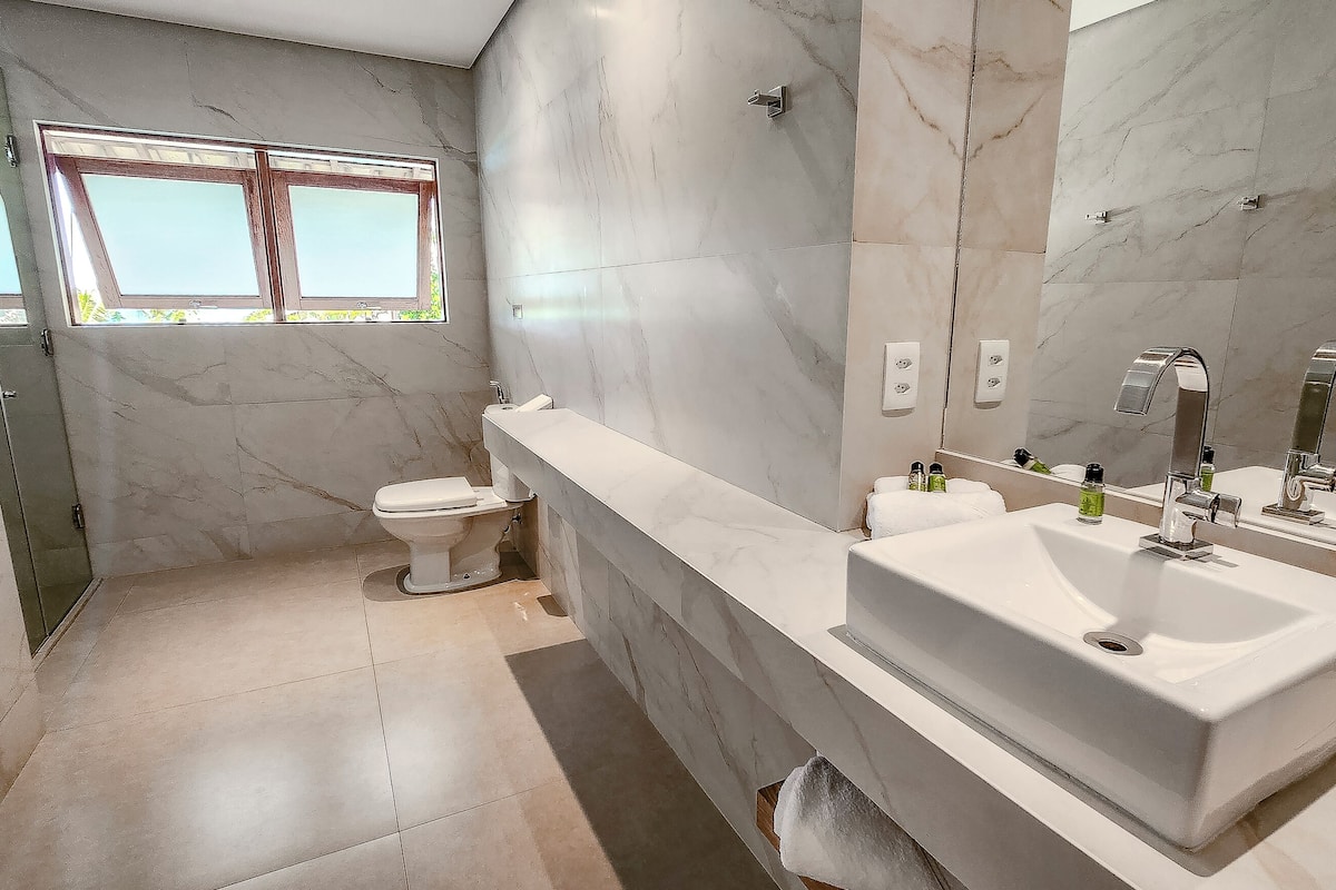 luxury room, jetted tub, sea view | private spa tub