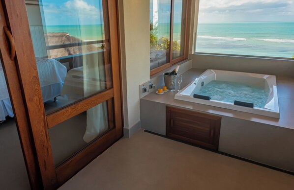 Luxury Room, Jetted Tub, Sea View
