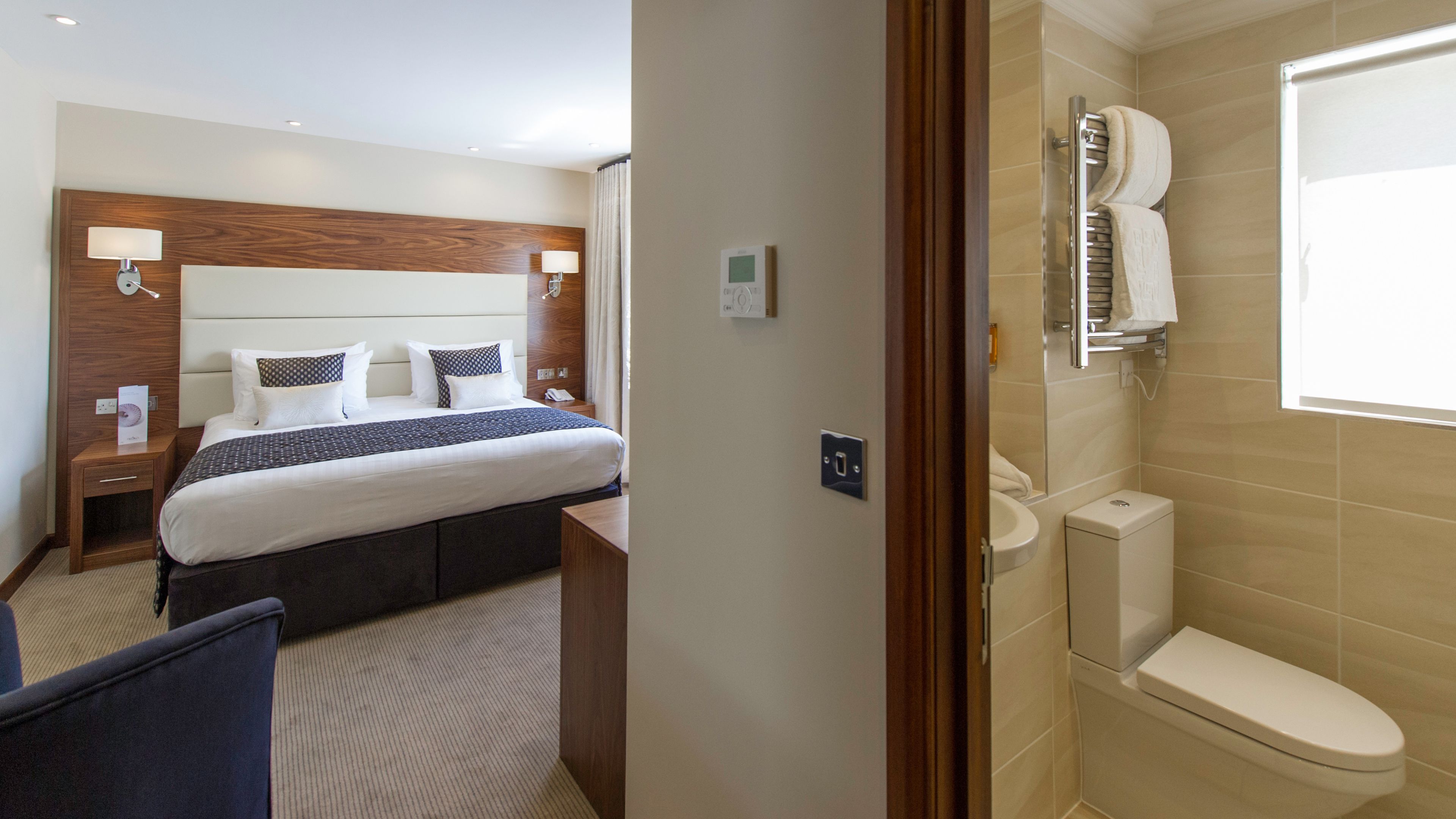 executive double room single use | 1 bedroom, desk, soundproofing, iron/ironing board