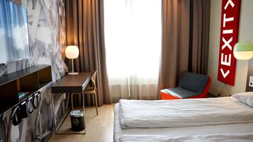 Cortinas blackout, sistema de insonorización y ropa de cama