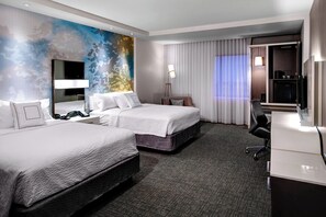 Egyptian cotton sheets, premium bedding, in-room safe, desk - Courtyard Carrollton (Carrollton)