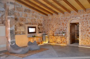 Premium Room | Premium bedding, down duvets, in-room safe, individually decorated - Agroturismo Petit Hotel Son Perdiu - Adults Only (Llucmajor)