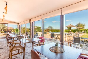 Food court - Agroturismo Petit Hotel Son Perdiu - Adults Only (Llucmajor)