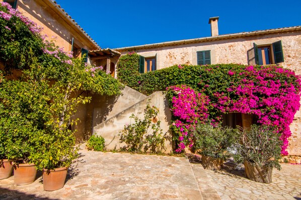 Front of property - Agroturismo Petit Hotel Son Perdiu - Adults Only (Llucmajor)