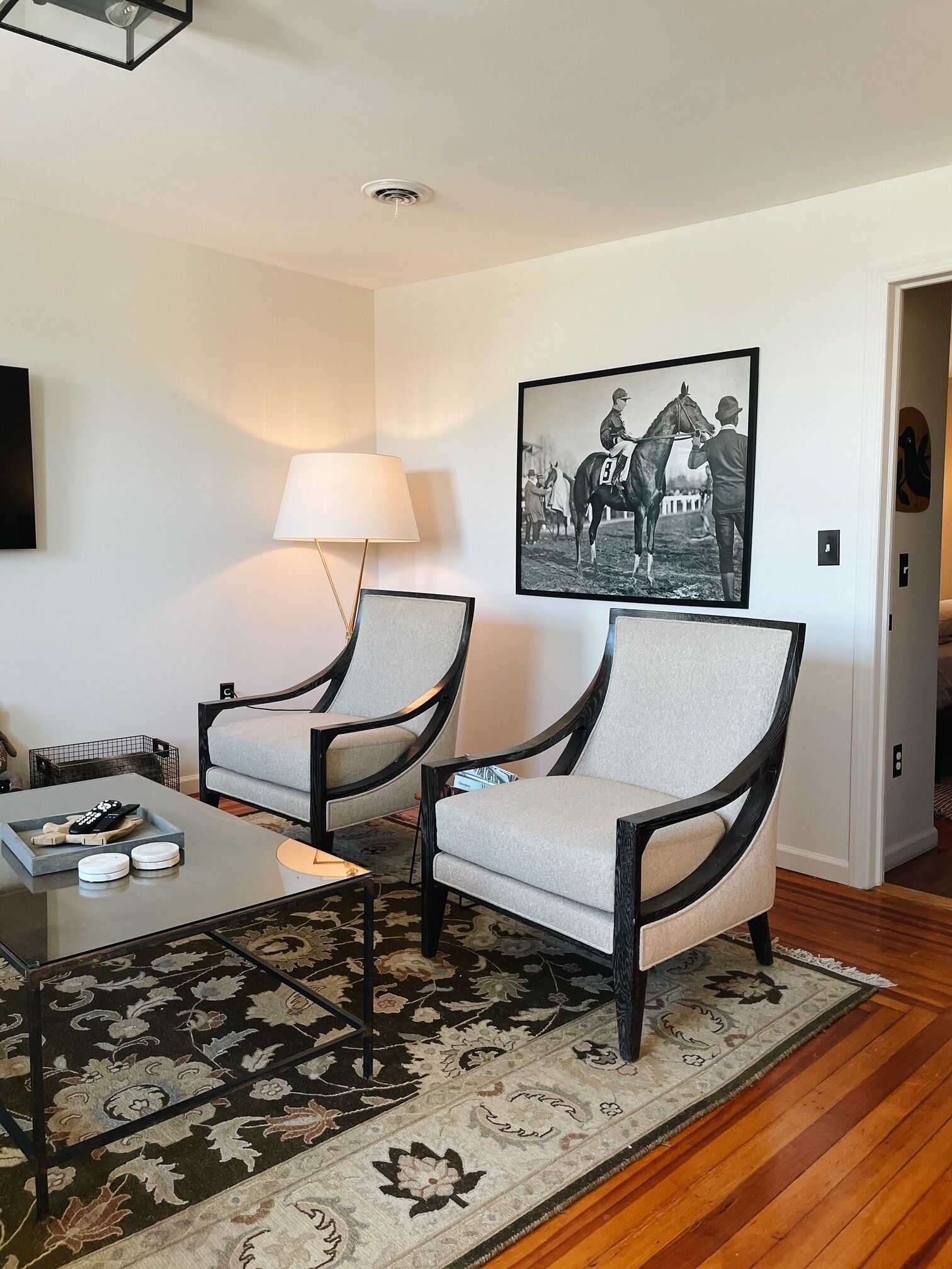Deluxe Suite, Multiple Beds, 2 Bathrooms (Pet Friendly) | Living area | Smart TV