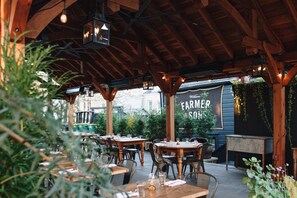 Dîner servi sur place