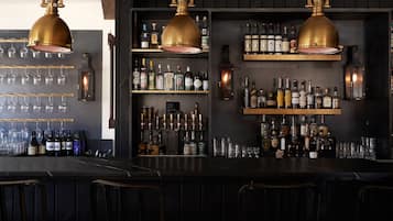 Bar (en la propiedad)