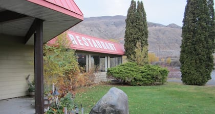 Ashcroft River Inn