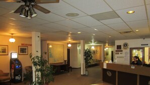 Lobby - Ashcroft River Inn (Ashcroft)