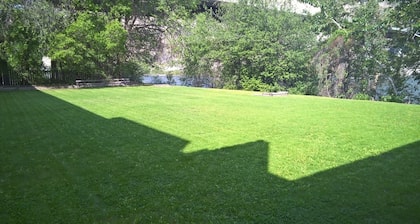 Ashcroft River Inn